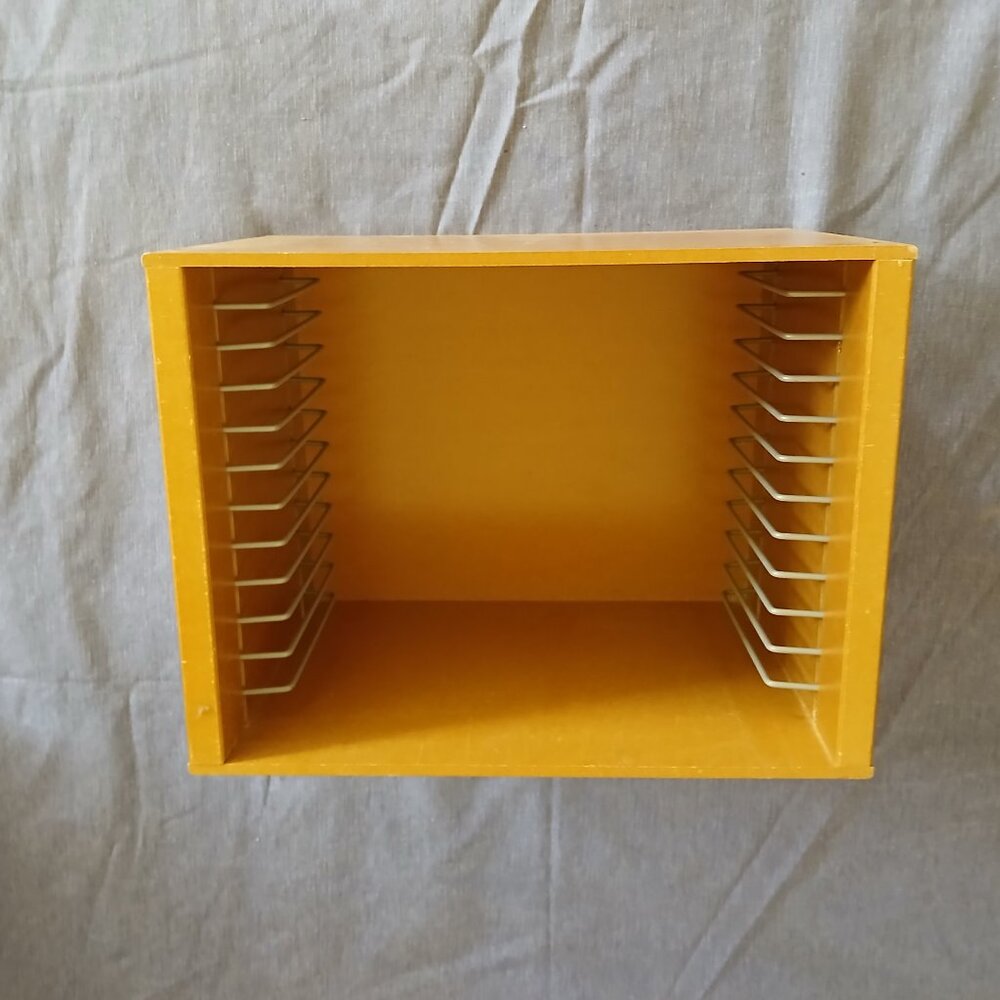 Sturdy Wooden Puzzle Storage Case - Holds Up to 12 Puzzles standard 9" x 12"